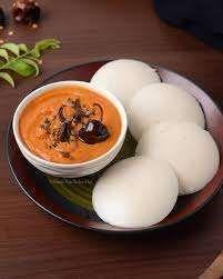 Idli  and chutney