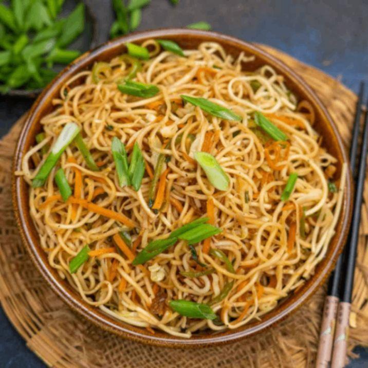  Veg Hakka Noodles