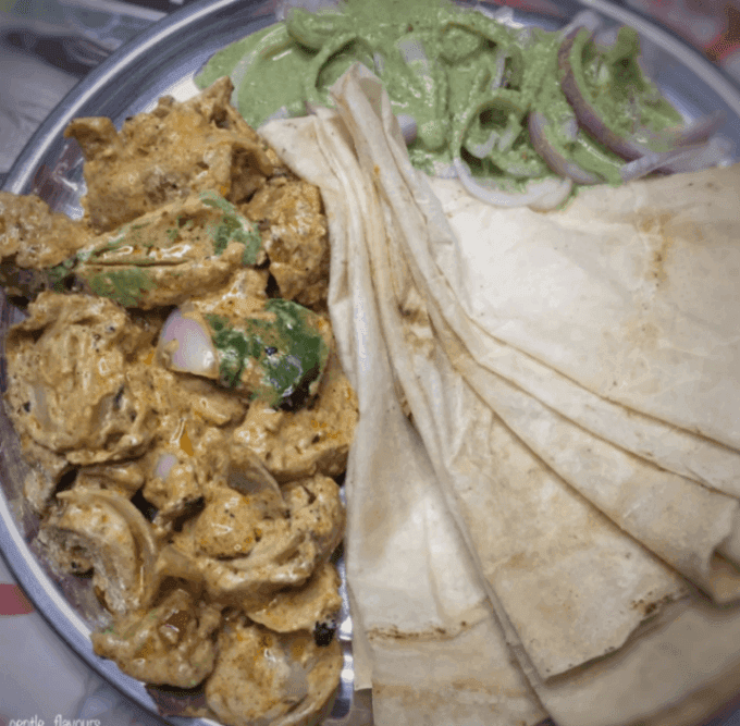 Afghani Chicken With Rumali Roti