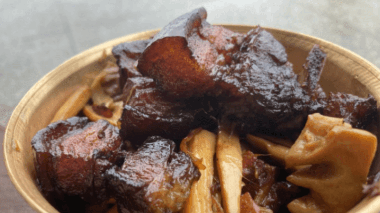Smoked Pork With Bamboo Shoot